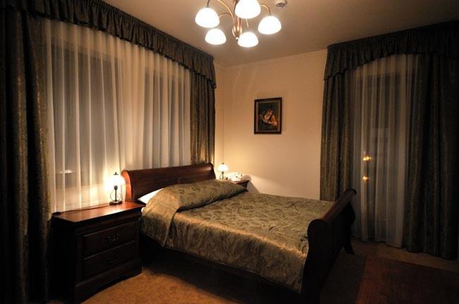 Hotel Salamandra Hoczew ภายนอก รูปภาพ