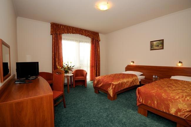 Hotel Salamandra Hoczew ภายนอก รูปภาพ